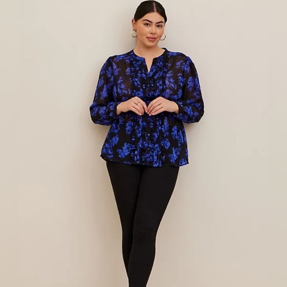 Torrid Womens Size 4 Black & Blue Floral Swiss Dot Ruffle Blouse Career Party 4X - Picture 1 of 14